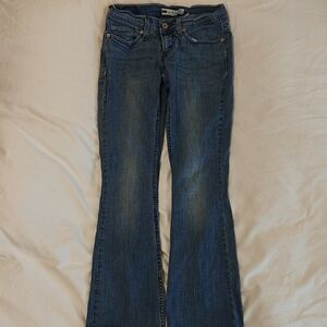 Levis Classic Blue Women's Jeans